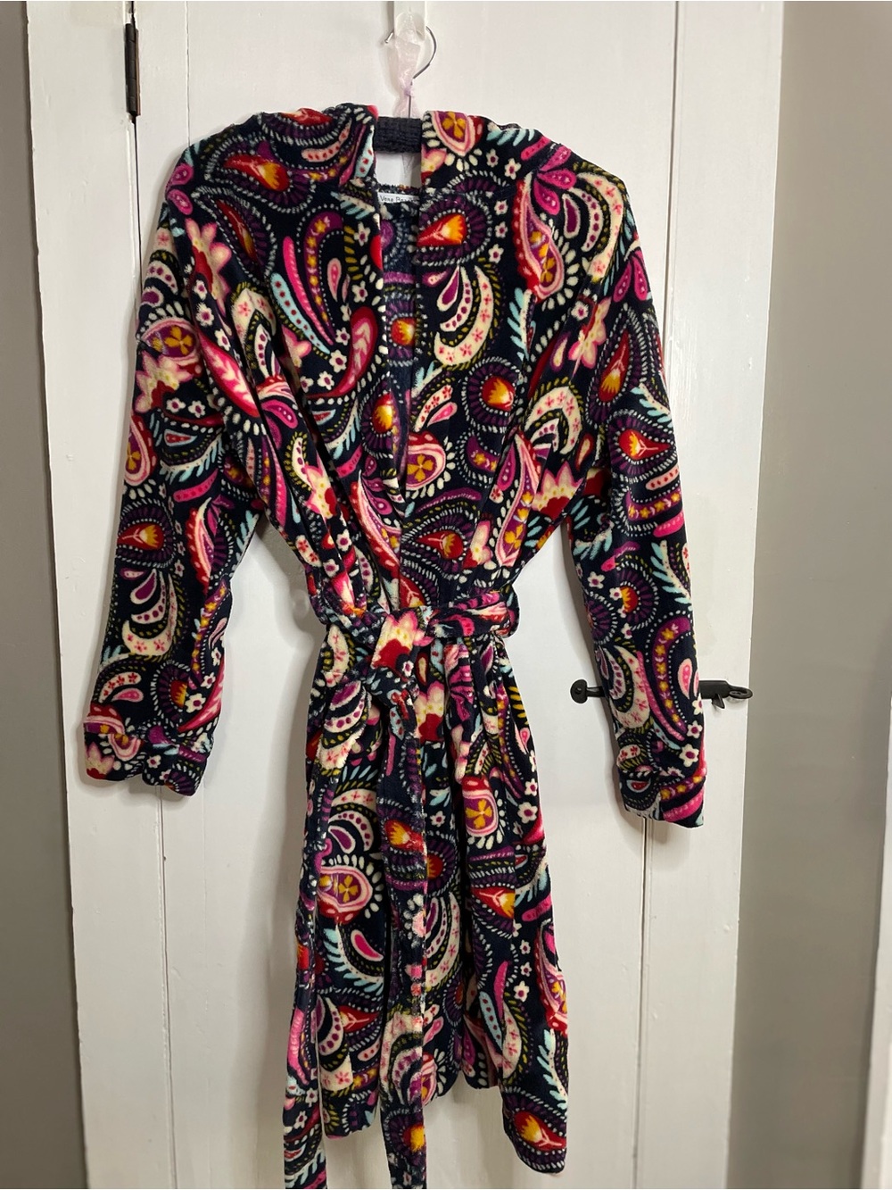 Vera Bradley Fleece Plush Multi-Color Paisley Hooded Tie Robe Size S/M